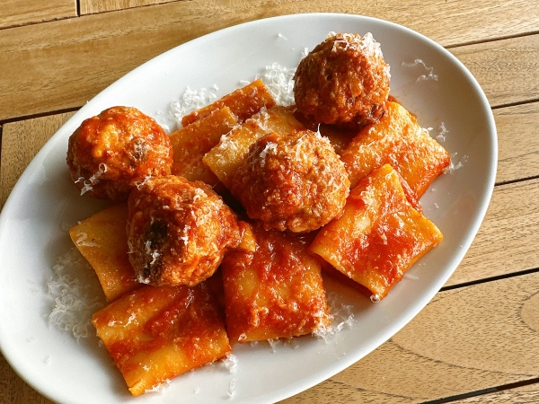 paccheri sugo di porpetti